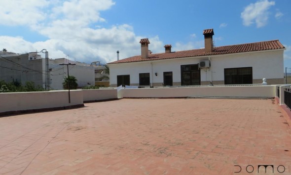 Resale - Villa - Turre