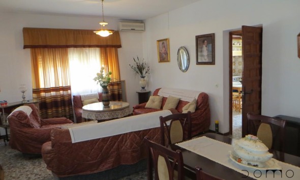 Resale - Villa - Turre