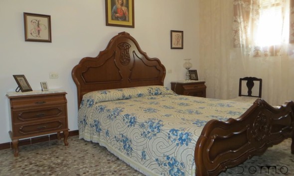 Resale - Villa - Turre