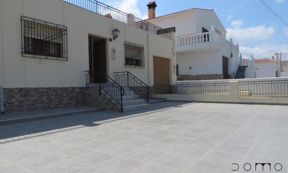 Resale - Villa - Turre