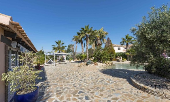 Resale - Villa - Turre