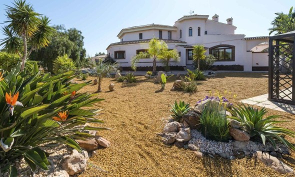 Resale - Villa - Turre