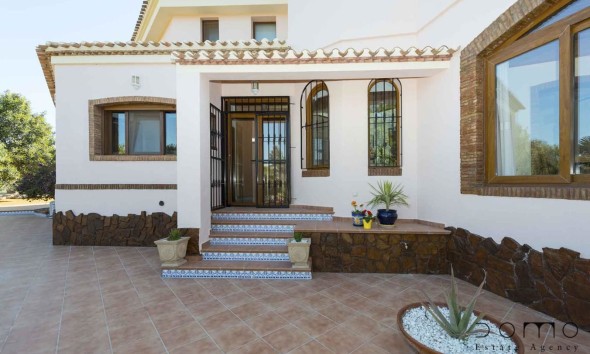 Resale - Villa - Turre