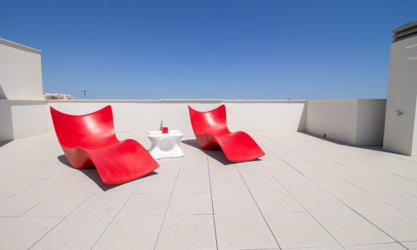 Obra nueva - Bungalow elevado - Vistabella