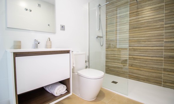 Obra nueva - Bungalow elevado - Vistabella