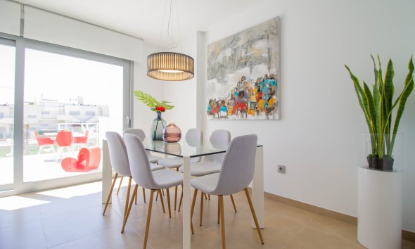 Obra nueva - Bungalow elevado - Vistabella