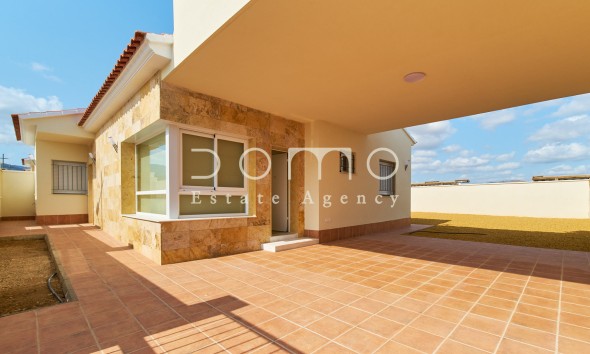 Long Term Rental - Villa / Semi-detached Villa - Turre