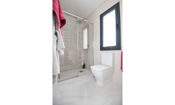 Nouvelle construction - Maison individuelle - Pinar de Campoverde