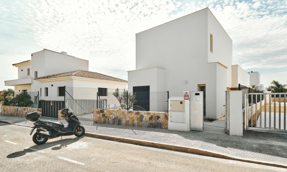 New Build - Detached - La Herrada