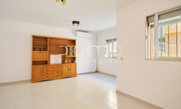 Living room of a property for sale in Almeria, Turre