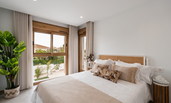 Obra nueva - Villa / Chalet - Orihuela Costa