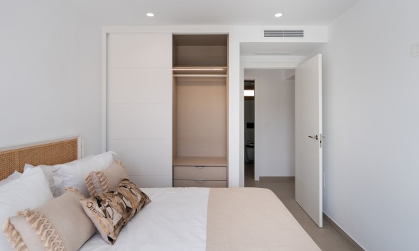 Obra nueva - Villa / Chalet - Orihuela Costa