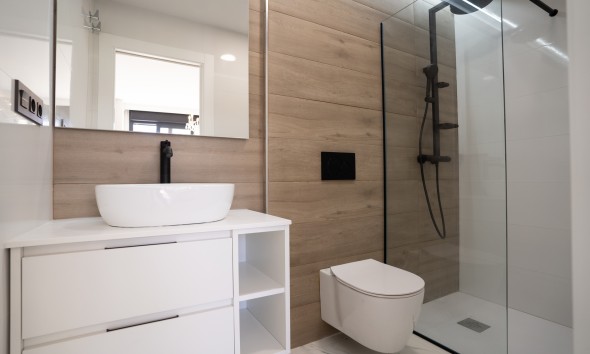 Obra nueva - Bungalow elevado - Pilar de la Horadada