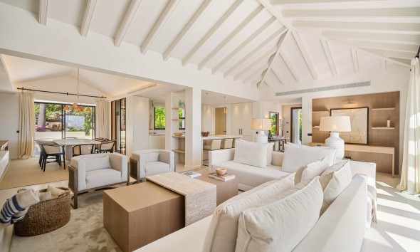 Neue Gebäude - Villa / Doppelhaushälfte - Marbella