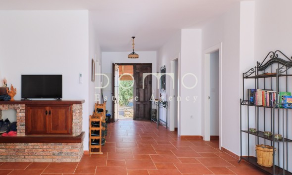 Long Term Rental - Villa / Semi-detached Villa - Turre