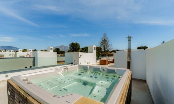 Obra nueva - Villa / Chalet - Marbella