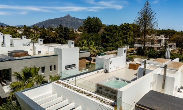 Obra nueva - Villa / Chalet - Marbella