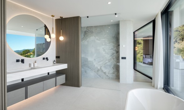 Neue Gebäude - Villa / Doppelhaushälfte - El Madroñal