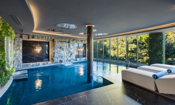 Neue Gebäude - Villa / Doppelhaushälfte - El Madroñal