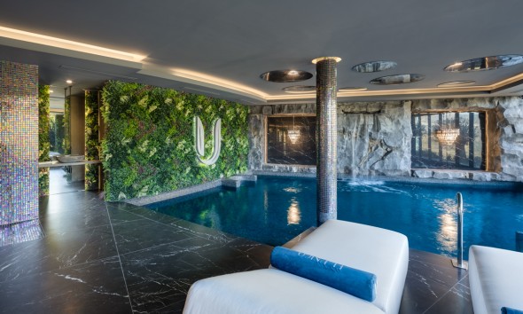 Neue Gebäude - Villa / Doppelhaushälfte - El Madroñal