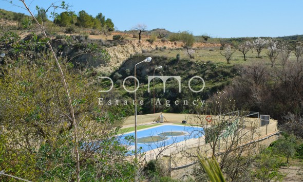 Resale - Villa / Semi-detached Villa - Sorbas - La Mela