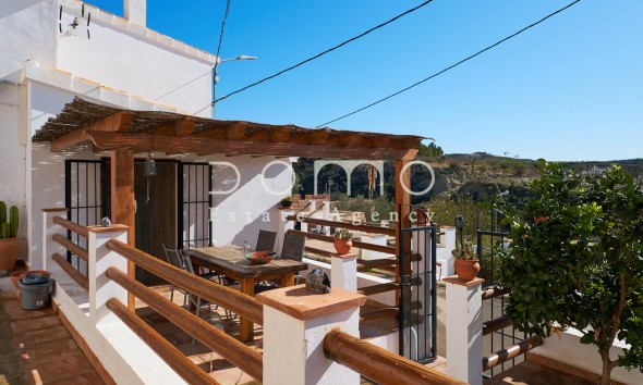 Resale - Villa / Semi-detached Villa - Sorbas - La Mela