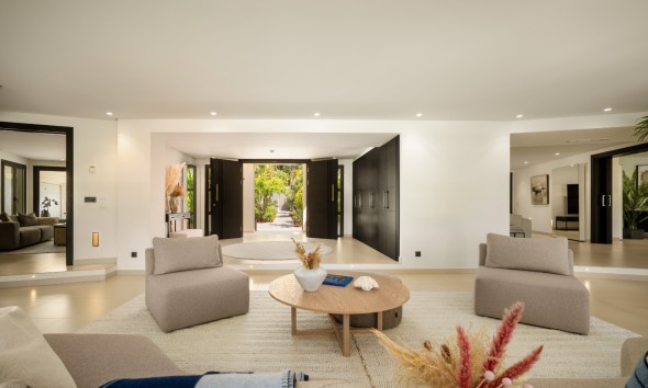 New Build - Villa / Semi-detached Villa - Marbella