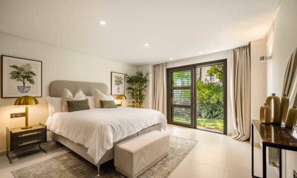 New Build - Villa / Semi-detached Villa - Marbella