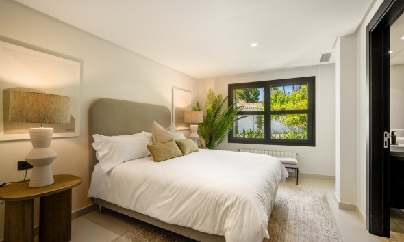 New Build - Villa / Semi-detached Villa - Marbella