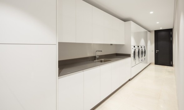 Neue Gebäude - Villa / Doppelhaushälfte - Benahavís