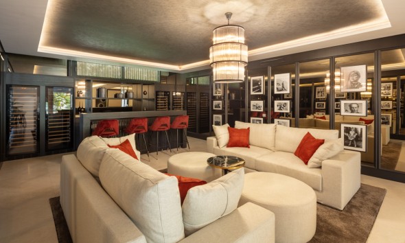 Neue Gebäude - Villa / Doppelhaushälfte - Benahavís