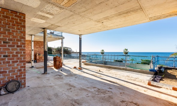Obra nueva - Villa / Chalet - Las Lagunas de Mijas