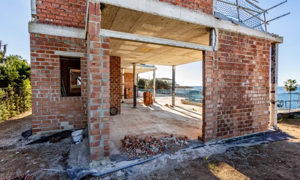 Obra nueva - Villa / Chalet - Las Lagunas de Mijas