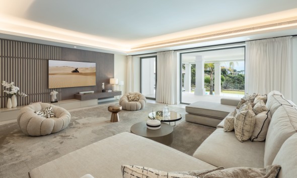 Neue Gebäude - Villa / Doppelhaushälfte - Benahavís