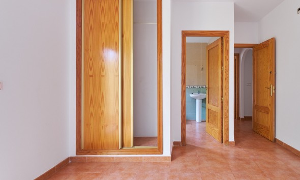 Alquiler a largo plazo - Apartamento / piso - Turre