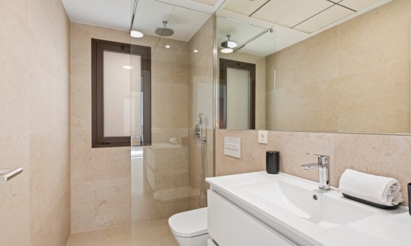 Obra nueva - Unifamiliar - Los Alcázares