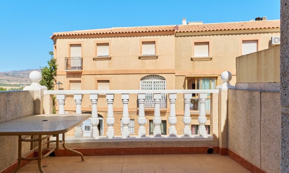 Resale - Villa / Semi-detached Villa - Turre