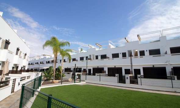 Neue Gebäude - terraced - Pilar de la Horadada