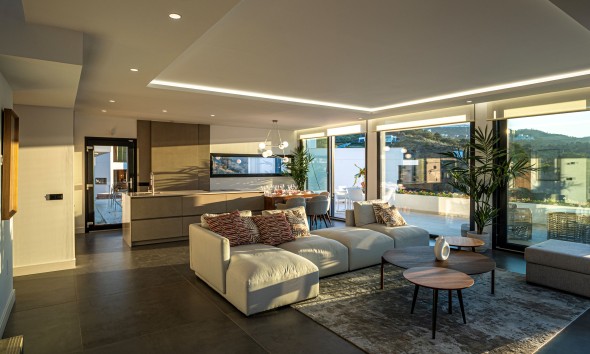 Neue Gebäude - Villa / Doppelhaushälfte - Mijas