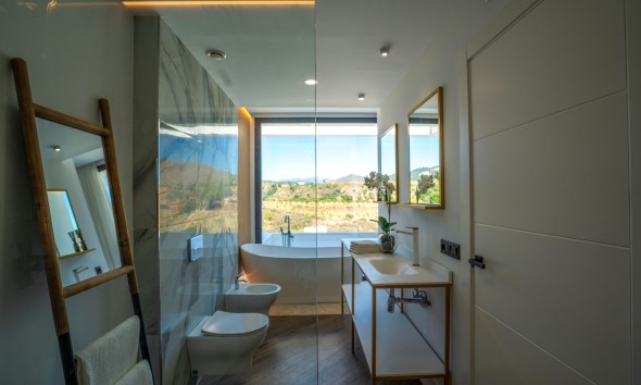 Neue Gebäude - Villa / Doppelhaushälfte - Mijas