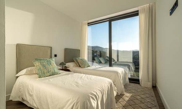 Neue Gebäude - Villa / Doppelhaushälfte - Mijas