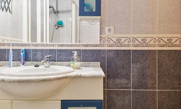 Resale - Apartment / flat - Turre