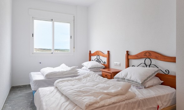 Resale - Apartment / flat - Turre