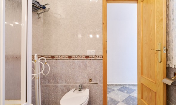 Resale - Apartment / flat - Turre