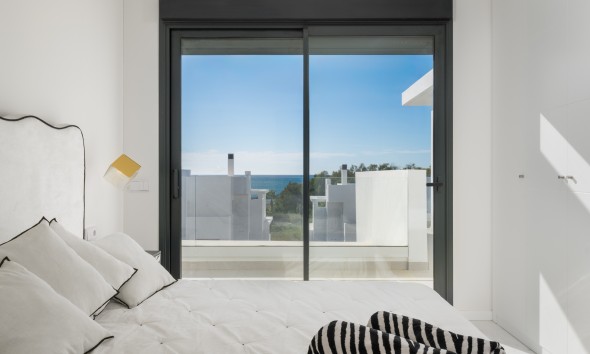 Obra nueva - Apartamento / piso - Estepona