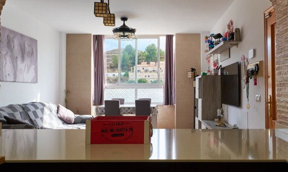 Resale - Apartment / flat - Turre