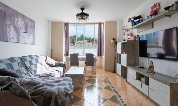Resale - Apartment / flat - Turre