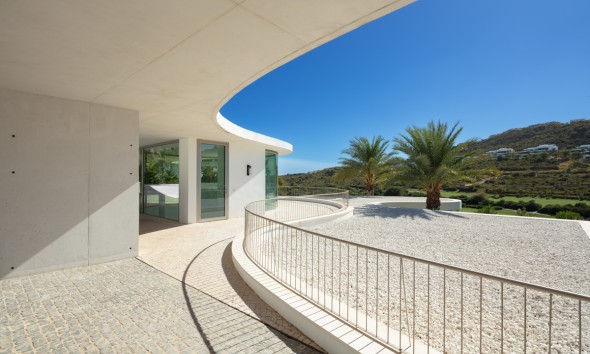 New Build - Villa / Semi-detached Villa - Casares