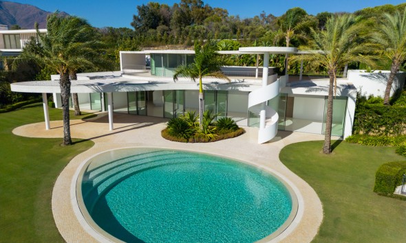 New Build - Villa / Semi-detached Villa - Casares