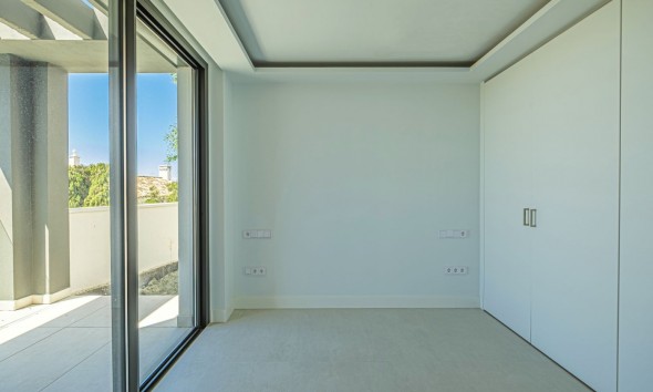 Neue Gebäude - Villa / Doppelhaushälfte - Benahavís